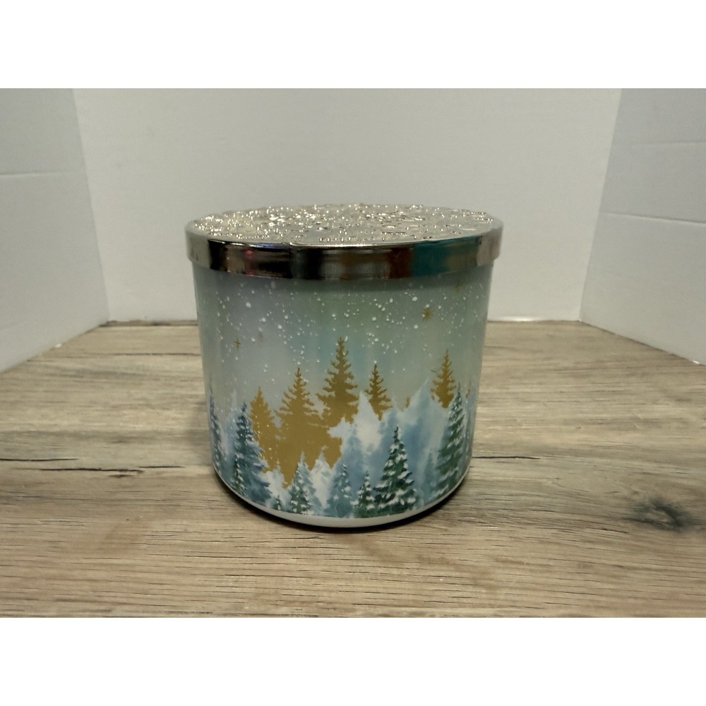 Bath & Body Works Falling Flurries 14.5 Oz 3 Wick Candle NEW - Picture 2 of 5